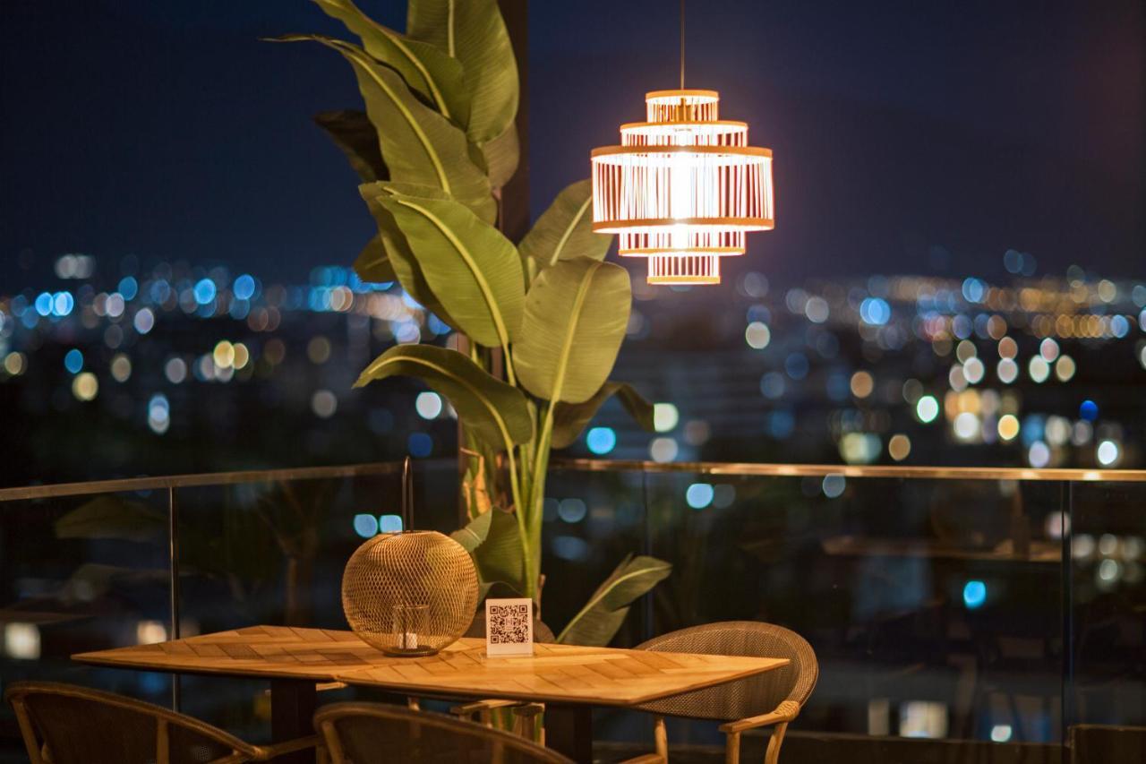 Hotel Nodo - El Hotel Que Respira Сантьяго Экстерьер фото