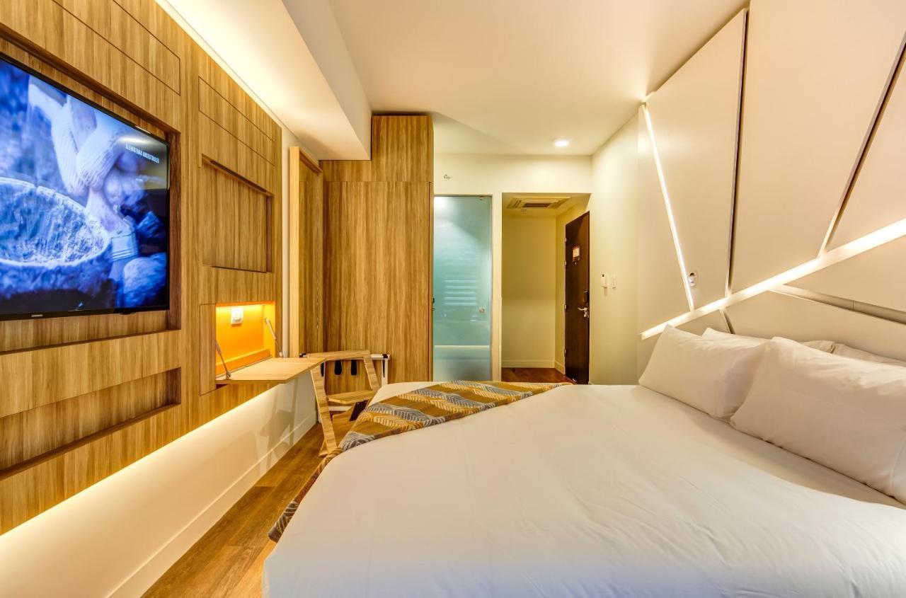 Hotel Nodo - El Hotel Que Respira Сантьяго Экстерьер фото